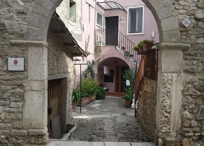 Le Dimore Degli Artisti Affittacamere 4*