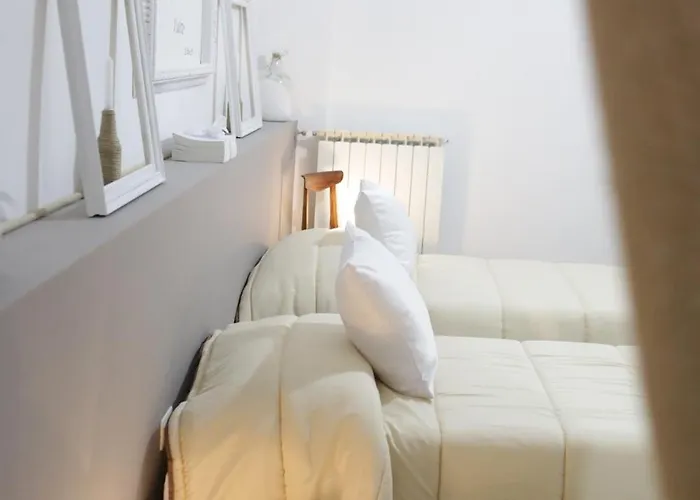 Le Dimore Degli Artisti Affittacamere 4*